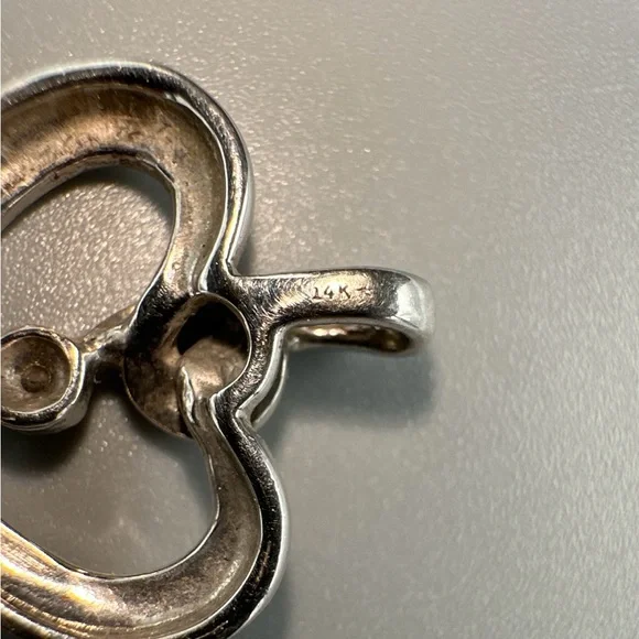 14k Gold & Diamond Heart Pendant - Picture 2 of 4